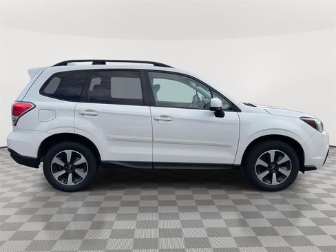 Used 2018 Subaru Forester 2.5i Premium image 8