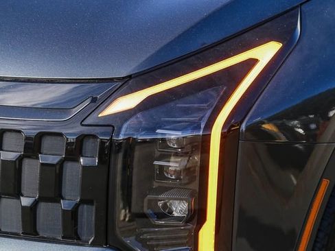 New 2026 Kia Sportage X-Line image 5