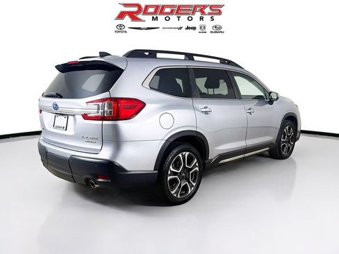 Used 2023 Subaru Ascent Limited AWD/4WD image 8