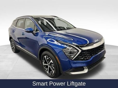 Used 2025 Kia Sportage EX w/ Premium Package image 2