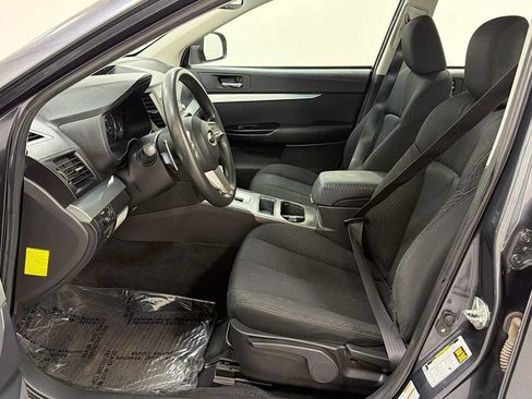 Used 2010 Subaru Legacy 2.5i AWD/4WD image 13