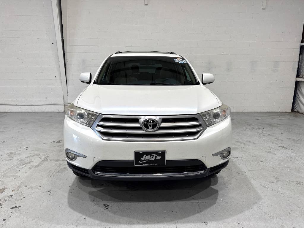 Used 2013 Toyota Highlander Limited AWD/4WD image 11