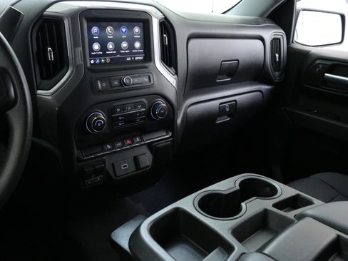 Used 2020 Chevrolet Silverado 1500 Custom Trail Boss w/ Custom Convenience Package image 18