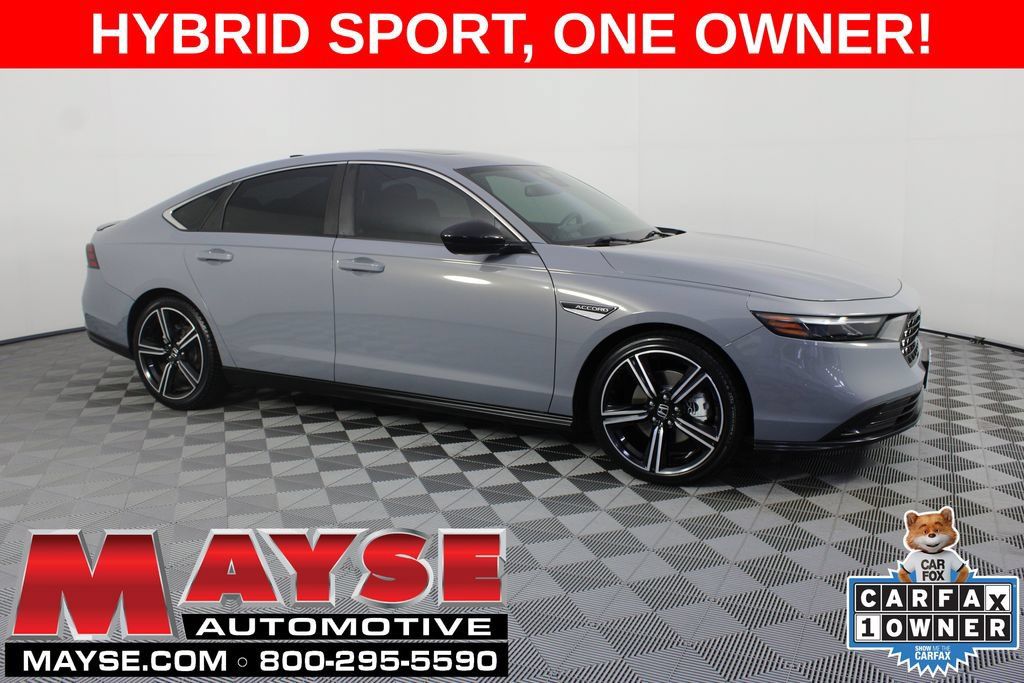 Used 2023 Honda Accord Sport image 1