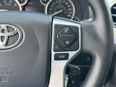 Used 2015 Toyota Tundra SR5 w/ SR5 Upgrade Package RWD image 15