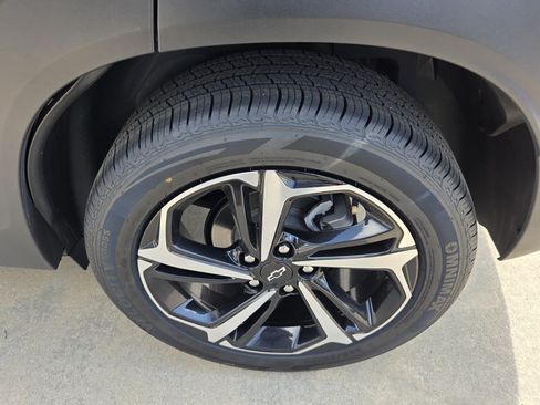 Used 2023 Chevrolet TrailBlazer RS w/ Convenience Package FWD image 10