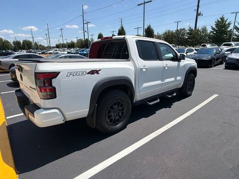 Used 2022 Nissan Frontier PRO-4X w/ Pro-4X Premium Package AWD/4WD image 4