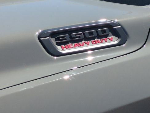 New 2026 RAM 3500 Big Horn AWD/4WD image 24