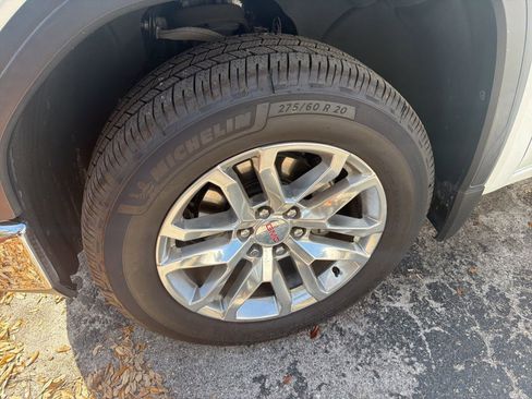 Used 2020 GMC Sierra 1500 SLE w/ SLE Value Package image 9