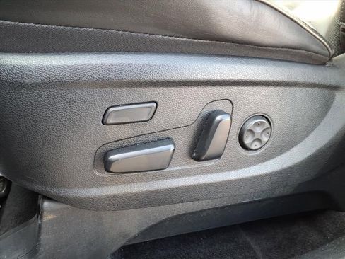 Used 2022 Hyundai Palisade Limited image 4