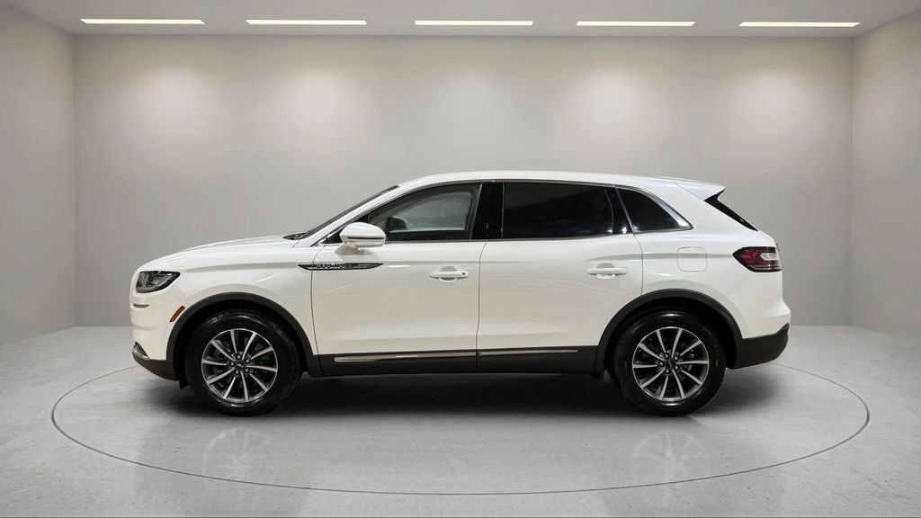 Certified 2022 Lincoln Nautilus FWD image 15