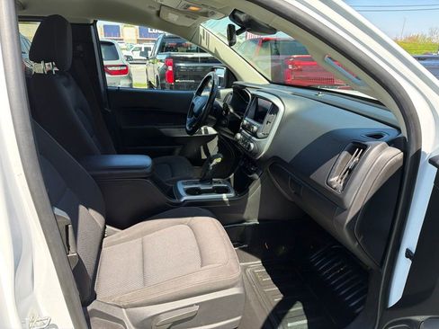 Used 2022 Chevrolet Colorado LT w/ Fleet Safety Package AWD/4WD image 19