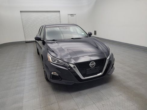 Used 2022 Nissan Altima 2.5 SV image 14