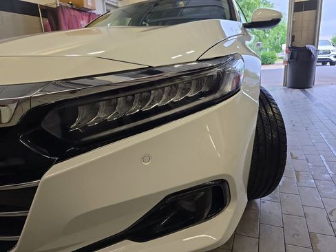 Used 2021 Honda Accord EX-L image 31