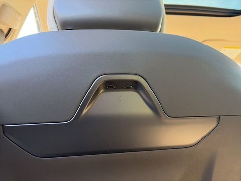 Used 2025 Lincoln Nautilus Premier w/ Equipment Group 102A image 45