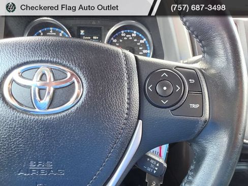 Used 2016 Toyota RAV4 XLE AWD/4WD image 28