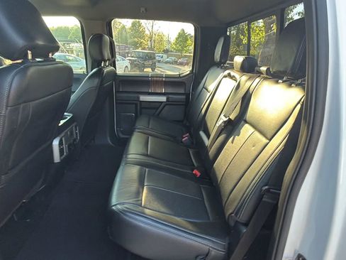 Used 2020 Ford F150 Lariat w/ Trailer Tow Package image 17