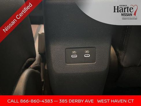 Certified 2025 Nissan Kicks SR image 30