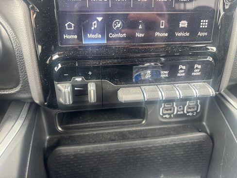 Used 2023 RAM 1500 Big Horn AWD/4WD image 20
