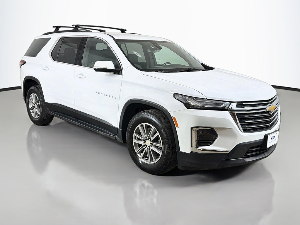 Used 2023 Chevrolet Traverse LT w/ LPO, 'HIT The Road' Package AWD/4WD image 2