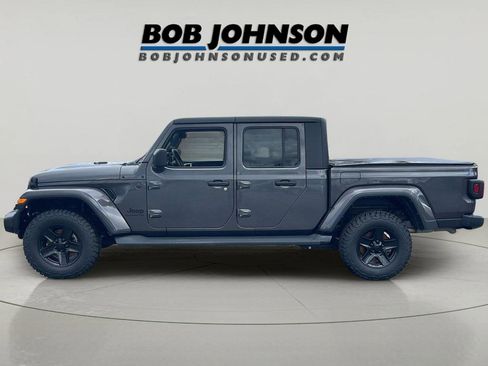 Used 2022 Jeep Gladiator Sport AWD/4WD image 7