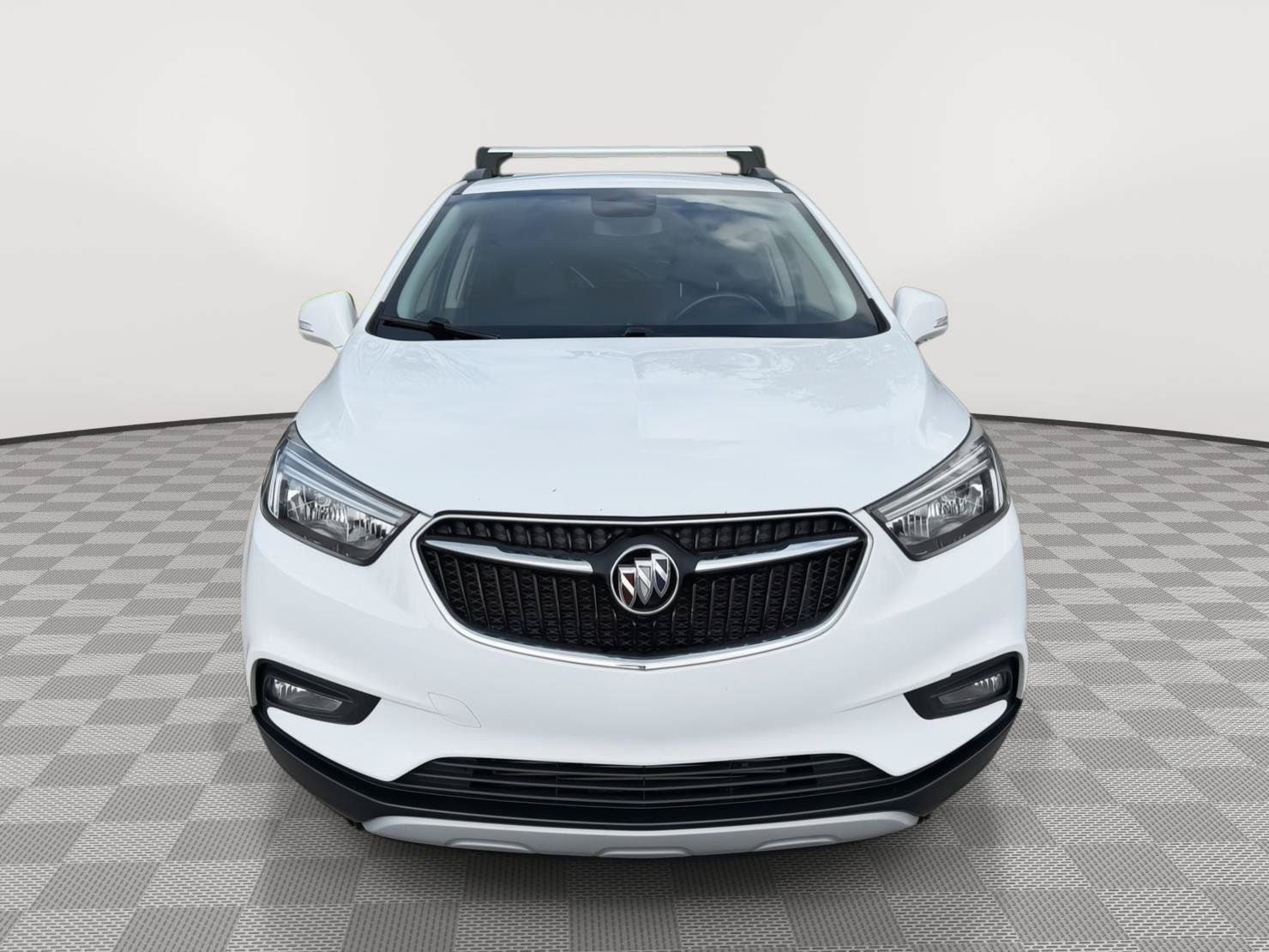 Used 2018 Buick Encore Sport Touring FWD image 2