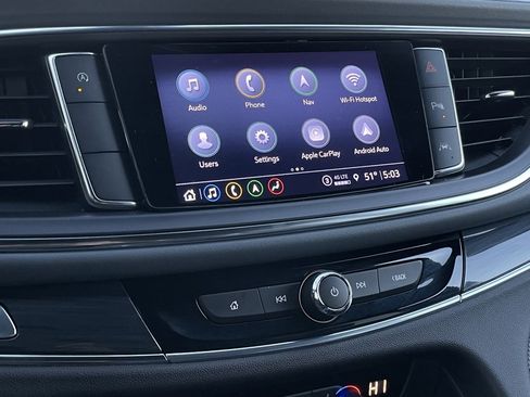 Used 2022 Buick Enclave Premium image 17