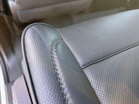 Used 2023 GMC Yukon Denali image 18