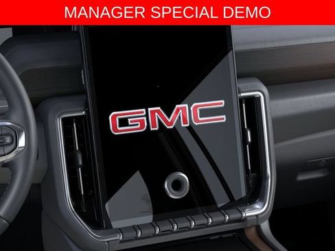 Used 2026 GMC Yukon XL Denali w/ Denali Reserve Package AWD/4WD image 20
