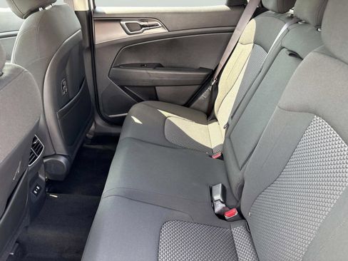 New 2026 Kia Sportage S image 17