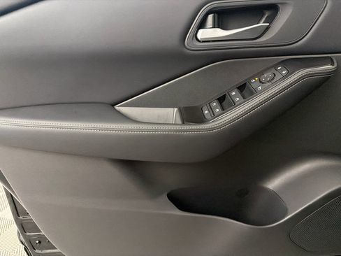 New 2026 Nissan Rogue SV image 22