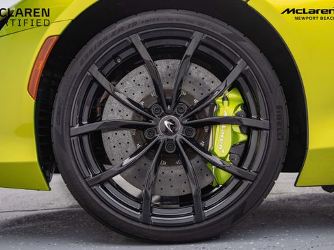 Used 2025 McLaren Artura Spider image 34