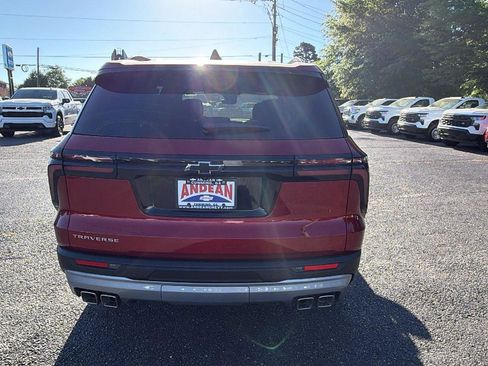 New 2026 Chevrolet Traverse LT w/ Sun and Wheel Package image 6