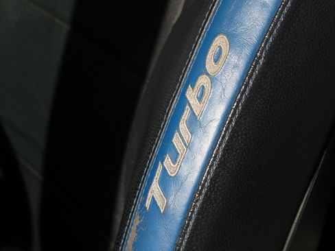 Used 2016 Hyundai Veloster Rally Edition image 10