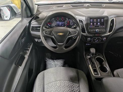 Used 2023 Chevrolet Equinox LT w/ LPO, Floor Liner Package AWD/4WD image 16