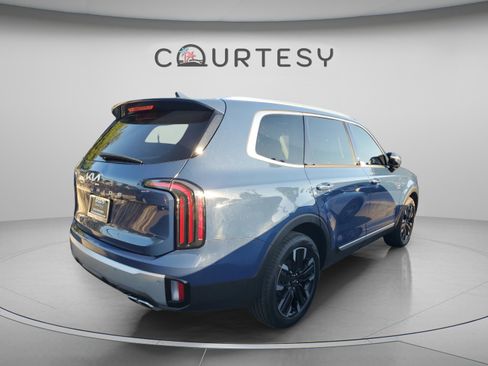 Used 2023 Kia Telluride SX FWD image 17