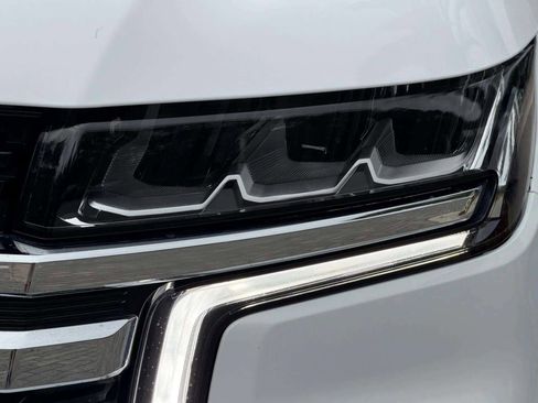 Used 2022 Chevrolet Tahoe LT w/ Luxury Package image 10