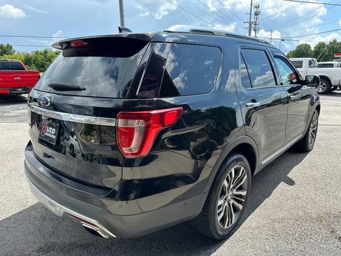 Used 2017 Ford Explorer Platinum AWD/4WD image 11