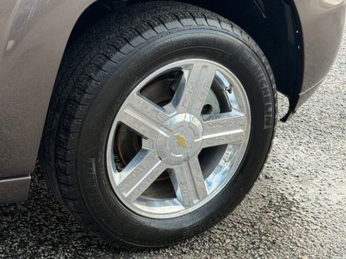 Used 2008 Chevrolet TrailBlazer LT w/ Sun And Sound Package image 3