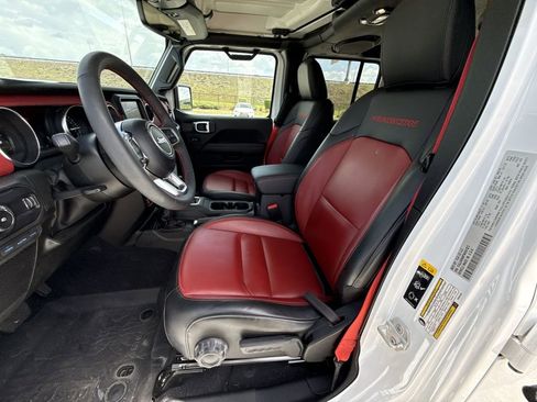 Used 2023 Jeep Wrangler Unlimited Rubicon 4xe image 29