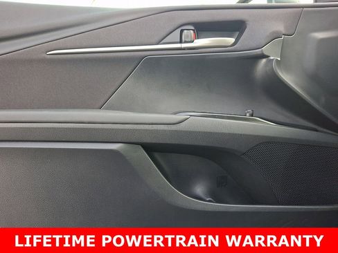Used 2025 Toyota Camry LE image 12