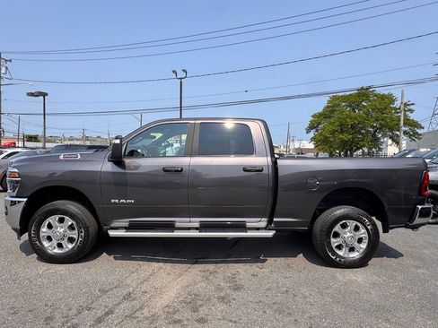 Used 2025 RAM 2500 Big Horn AWD/4WD image 4