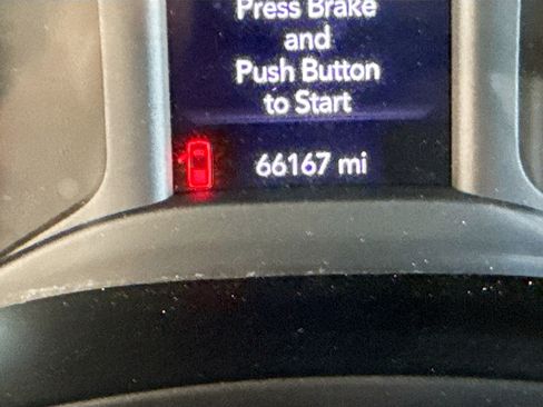 Used 2021 RAM 2500 Tradesman w/ Chrome Appearance Group image 16