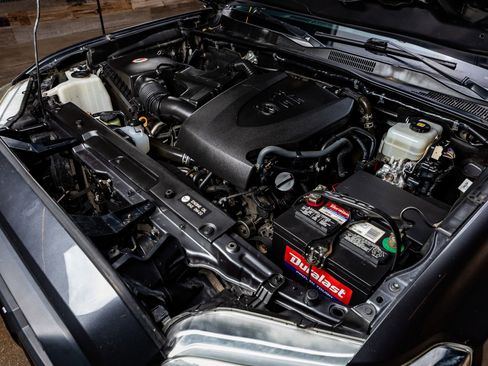 Used 2019 Toyota Tacoma TRD Off-Road image 38