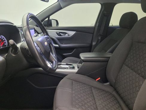 Used 2020 Chevrolet Blazer LT image 17