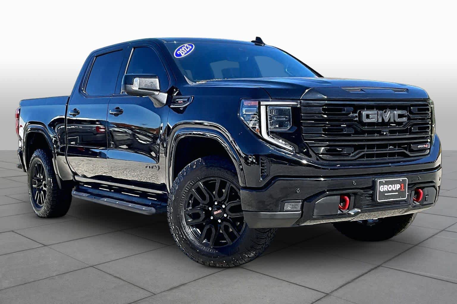 Used 2023 GMC Sierra 1500 AT4 w/ AT4 Premium Package AWD/4WD image 3