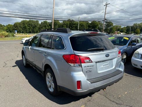 Used 2014 Subaru Outback 2.5i Premium w/ Moonroof Package image 3