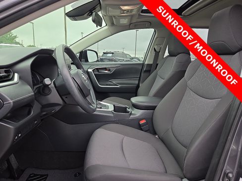 Used 2025 Toyota RAV4 XLE w/ Convenience Package AWD/4WD image 15