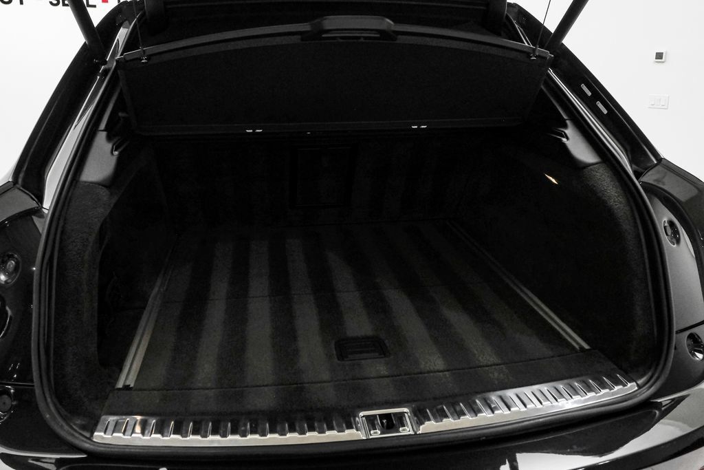 Used 2023 Bentley Bentayga Extended Wheelbase AWD/4WD image 53