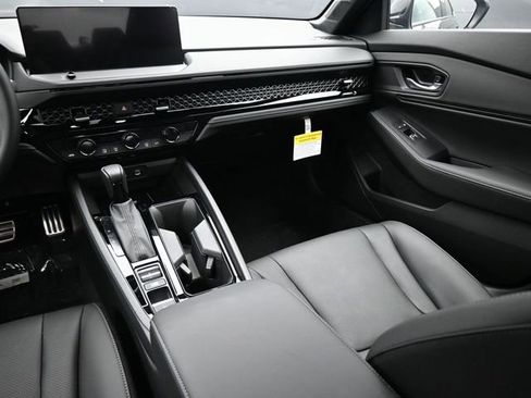 Used 2025 Honda Accord Sport image 11